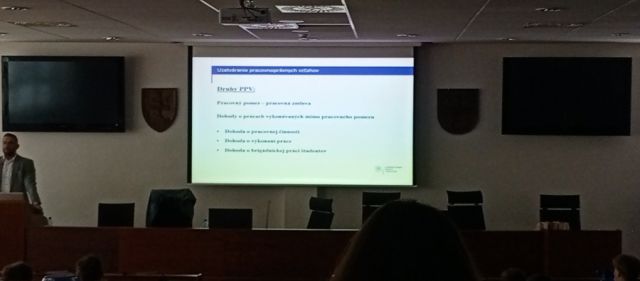 Prednáška o robotizácii v TN prednáška na TSK