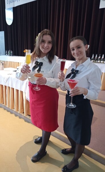 Úspech našich barmanov z krúžku mladého barmana a baristu