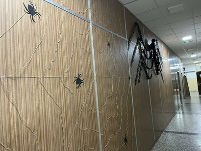 Halloween alebo „prespávačka“ v škole