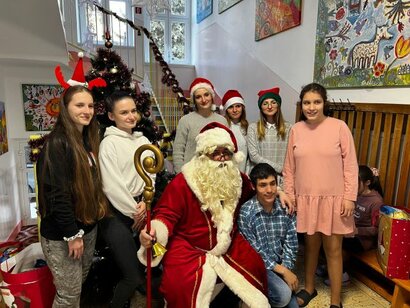 Vianočná návšteva Centra pre deti a rodinu v Púchove