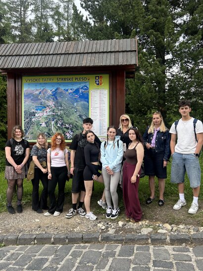 🚠⛰️ 🐠 III.AH - školský výlet na Štrbské pleso