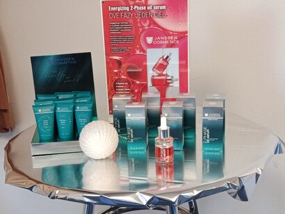 Školenie  Janssen cosmetics 