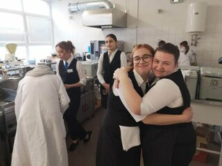 DOD - študentky HA počas prípravy DOD