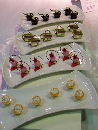 PETIT FOUR