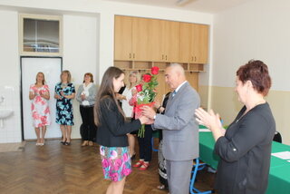 Slávnostné ukončenie záverečných skúšok - 3_Odovzdávanie výučných listov