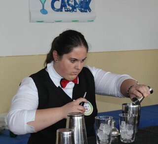 37_Trendy barový čašník_2019