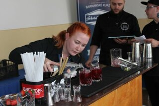 49_Trendy barový čašník_2019