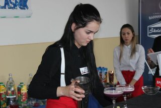 55_Trendy barový čašník_2019