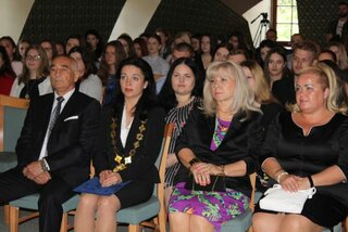 Slávnostné odovzdávanie vysvedčení_1