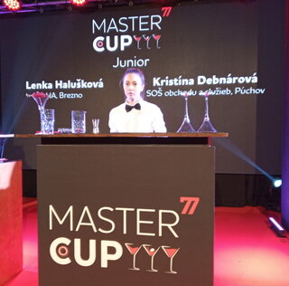 8_Kristína Debnárová 