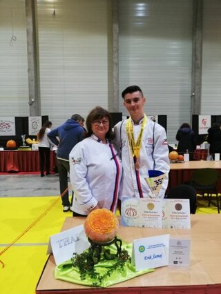 _Ceske_Budejovice_-_carving_11