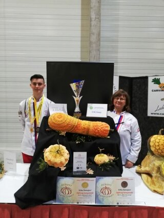 _Ceske_Budejovice_-_carving_13