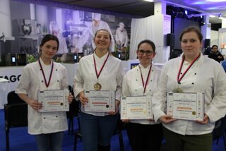 33_Poézia v gastronómii