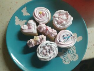 2_linecké koláčiky s bielkovým krémom_ I.B