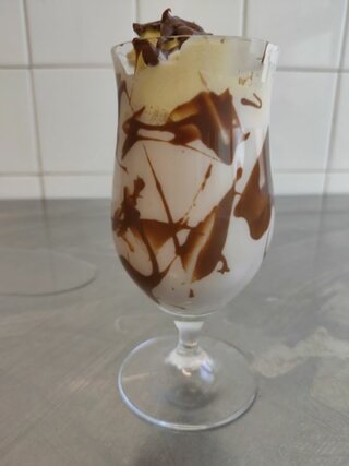 banánový koktail s čokoládou