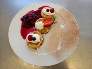 5Jedlá z kysnutého a liateho cesta