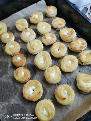 12_ venčeky a veterníky z odpaľovaného cesta_IV.B