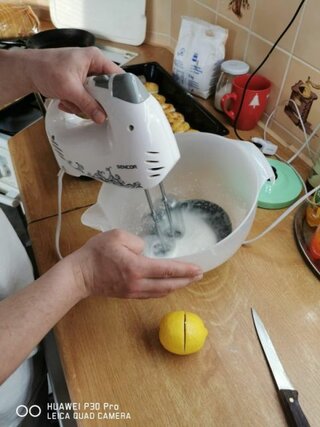 17_ venčeky a veterníky z odpaľovaného cesta_IV.B