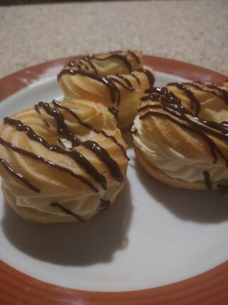 22_ venčeky a veterníky z odpaľovaného cesta_IV.B