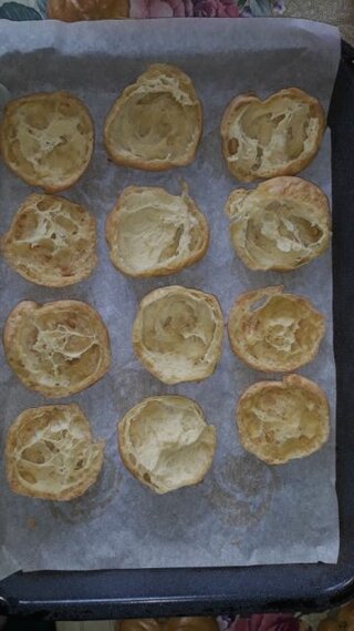 5_ venčeky a veterníky z odpaľovaného cesta_IV.B