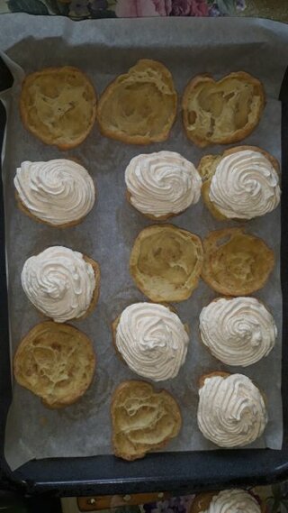 6_ venčeky a veterníky z odpaľovaného cesta_IV.B