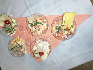 15_ Nácvik zručností III.B čašník, servírka DV