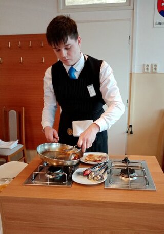 143_Praktické MS_ V.AH