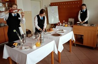 14_Praktické MS_ V.AH