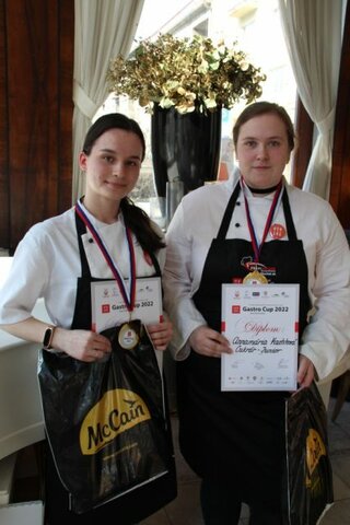 17_Poézia v gastronómii 2022