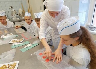 V cukrárenskej výrobe 11