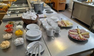 V školskej kuchynke 1