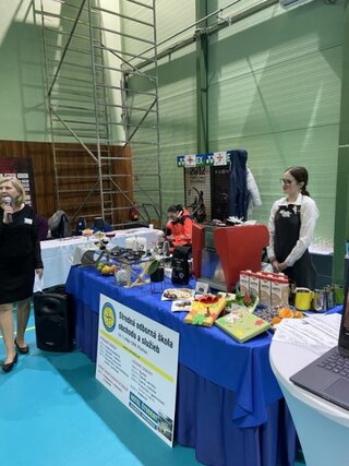 1_prezentácie odborov_ Kam na strednú