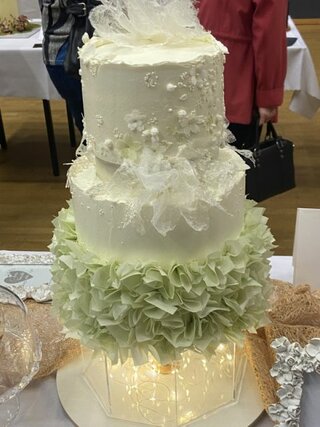 k-1,_2._miesto Svadobná tortička