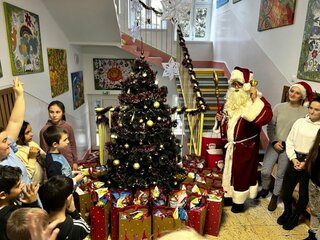 13_Vianočná návšteva Centra pre deti a rodinu v Púchove