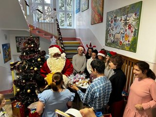 14_Vianočná návšteva Centra pre deti a rodinu v Púchove