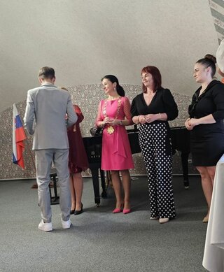 3_ odovzdávanie maturitných vysvedčení v Župnom dome