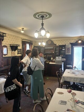 6_ odborná exkurzia v Múzeu obchodu