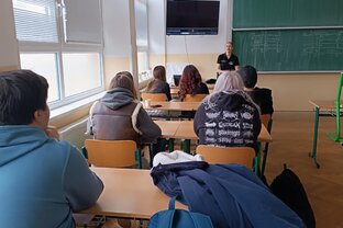 Zväčšiť fotografiu - Obchodovanie s ľuďmi - odborná prednáška