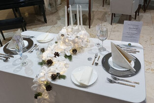 Zväčšiť fotografiu - Rok sa s rokom zišiel a mikuláš do kúpeľov v nimnici prišiel