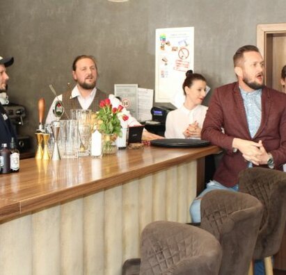 Naši študenti na workshope so špičkovými slovenskými barmanmi