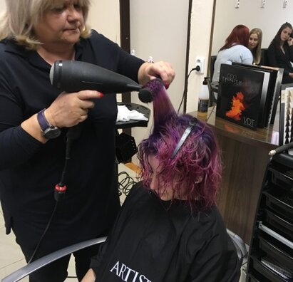 Odborné školenie v kaderníctve VIKI