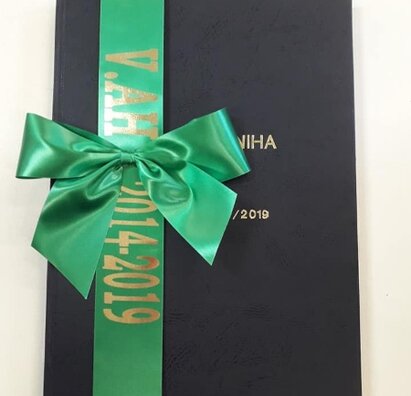 Pečatenie triednej knihy V.AH 