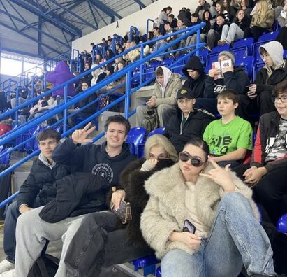 Dnes sme fandili hokeju