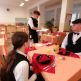 Praktické zručnosti žiakov v šj púchov - 12_ servírovanie vína